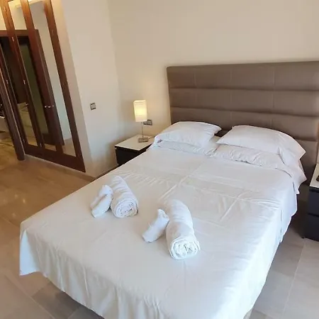 Luxury Beach Front Penthouse With Own Pool.bp9 Apartment