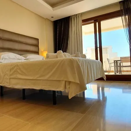 Luxury Beach Front Penthouse With Own Pool.bp9 Estepona